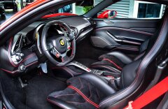 Ferrari 488 GTB Alcantara/karbon Race sedadla