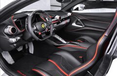 Ferrari Ostatní 812 Superfast, karbon paket