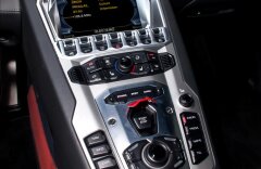 Lamborghini Aventador LP 700-4 Grigio Titans, karbon, kamera, lift