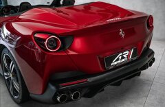 Ferrari Portofino Rosso Portofino, karbon/LED, Alcantara
