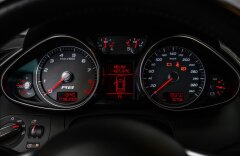 Audi R8 V8 4.2 quattro, karbon paket, CZ