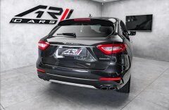 Maserati Levante S, Zegna edition, panorama, B/W sound