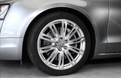Audi A8 4.2 TDI quattro, TV, nezávislé, soft, noční