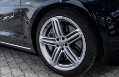 Audi A8 4.2 TDI quattro noční asist., vzduch, TV/DVD, LED,