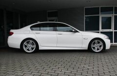 BMW Řada 5 Head Up CZ  M 550D xDRIVE Odvětr.sed.