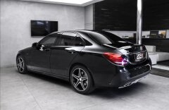 Mercedes-Benz Třídy C 450 AMG 4matic, LED performance, CZ