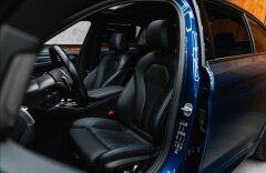 BMW Řada 5 4,4 M550i xDrive, H/K, HEAD-UP, PANO, LASER