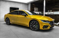 Volkswagen Arteon 2.0 TSI R-line DSG, Cockpit, 360° kamera, 19"