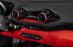 Ferrari 812 Superfast  V12