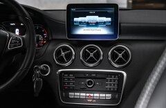 Mercedes-Benz Třídy A A 180 d, LED, Navigace