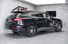 Maserati Levante S, Zegna edition, panorama, B/W sound