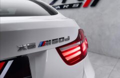 BMW X6 M50d xDrive, head-up, nezávislé top.
