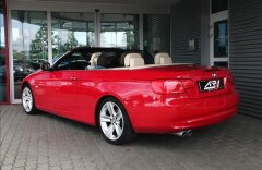 BMW Řada 3 325i, navigace, top stav