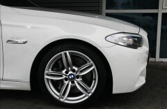 BMW Řada 5 Head Up CZ  M 550D xDRIVE Odvětr.sed.