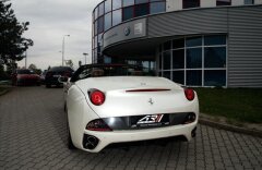 Ferrari California Bianco Fuji Magneride