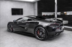 McLaren  570S