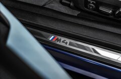 BMW M4 Competition, keramiky, Head-up, Individual