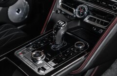 Bentley Flying Spur V8 S Mulliner, karbon, pano, TV