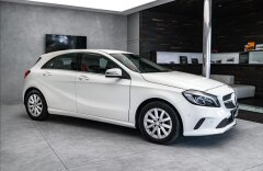 Mercedes-Benz Třídy A 1,6 180 automat, LED, záruka
