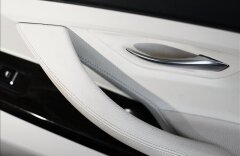 BMW Řada 6 640d, Head-up display