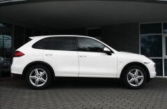 Porsche Cayenne Diesel, vzduch, PDLS, 300k, tažné