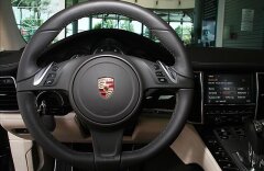 Porsche Panamera 4, Bose, CZ, vzduch, facelift
