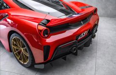 Ferrari 488 Pista coupe, JBL, lift, navigace