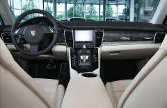 Porsche Panamera 4, Bose, CZ, vzduch, facelift