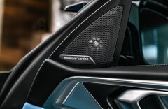BMW M4 Competition, keramiky, Head-up, Individual