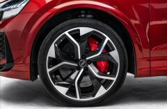 Audi RS Q8 4,0 TFSI 441kW, Keramiky, HUD, Masáže