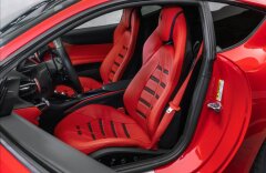 Ferrari 812 Superfast  V12