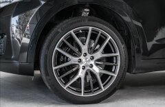 Maserati Levante S, Zegna edition, panorama, B/W sound