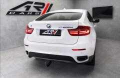 BMW X6 M50d xDrive, head-up, nezávislé top.