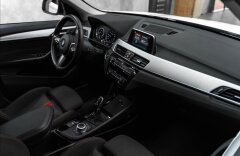 BMW X1 2,0 xDrive 20i, SPORT LINE, NAVI, KAMERA