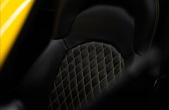 Ferrari F8 3,9 TRIBUTO, SPIDER, LIFT, KAMERA, ZÁRUKA