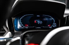 BMW M4 Competition, keramiky, Head-up, Individual