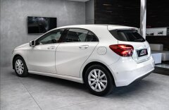 Mercedes-Benz Třídy A 1,6 180 automat, LED, záruka