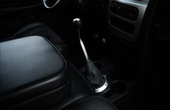 Dodge 8,3 RAM SRT-10, MANUÁL, 507 PS
