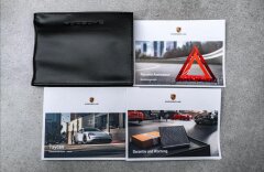 Porsche Taycan 4S Sport Turismo, Sport Chrono, Pano