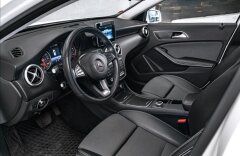 Mercedes-Benz Třídy A 1,6 180 automat, LED, záruka