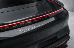 Porsche Taycan Turbo PDCC, pano, noční vize, 360°