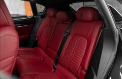 Maserati Levante 3,8 TROFEO, V8, PANO, KARBÓN