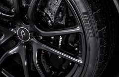 McLaren 570S V8 twinturbo, keramiky, lift, BW sound