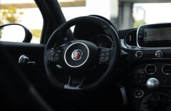 Abarth 595 1,4 ESSESSE, BEATS AUDIO, AKRAPOVIČ, CARBON