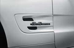 Mercedes-Benz SL 6,2 63 AMG, IWC EDÍCIA, HARMAN KARDON