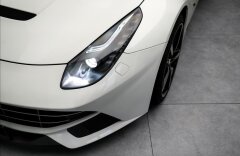 Ferrari F12 Berlinetta F12 Berlinetta, lift, JBL. karbon/LED