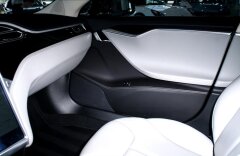 Tesla Model S 85D 4x4 autopilot