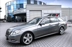 Mercedes-Benz Třídy E 220 CDI, navigace, kůže, 18" kola