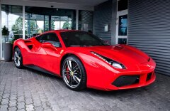 Ferrari 488 GTB Alcantara/karbon Race sedadla