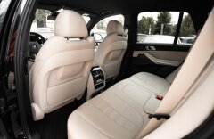 BMW X5 3,0 xDRIVE, M SPORT, H/K, ZÁRUKA, SKLADOM